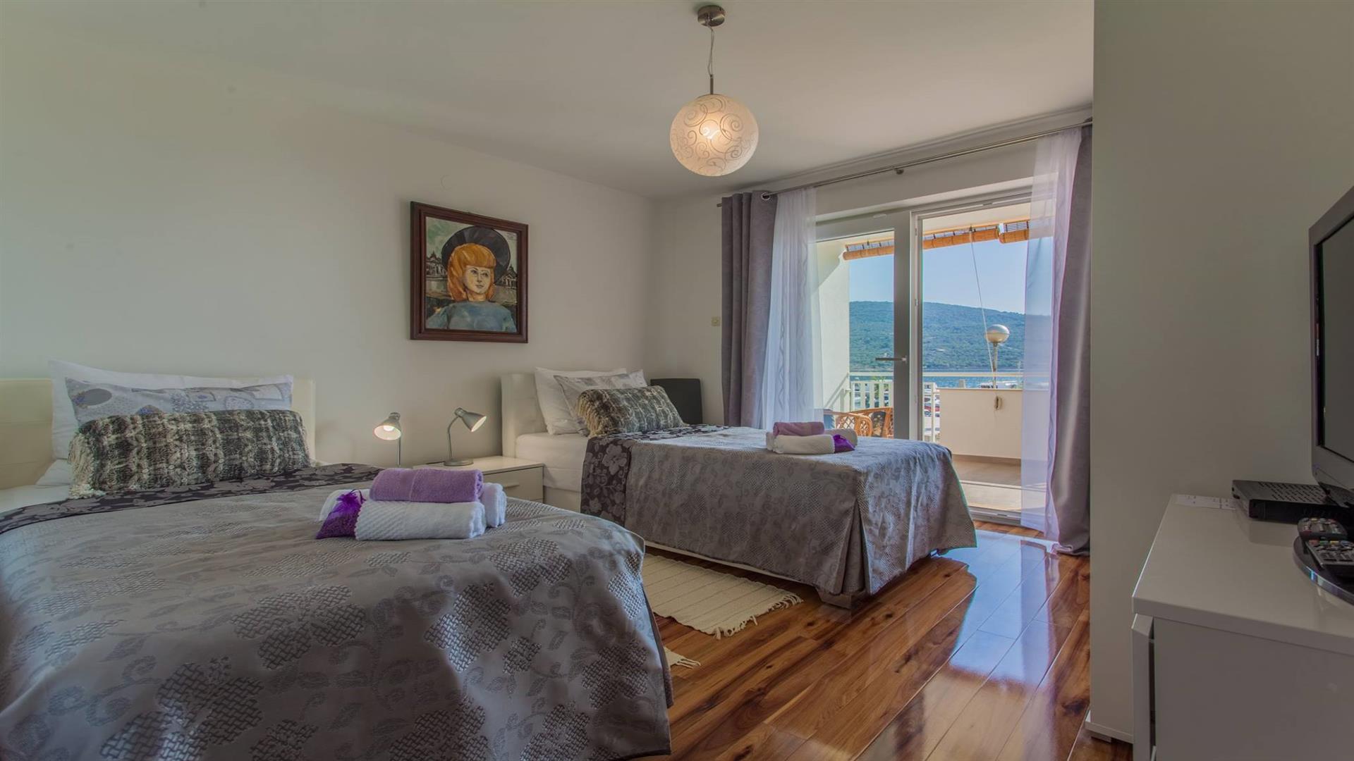 apartman sara cres soba 21
